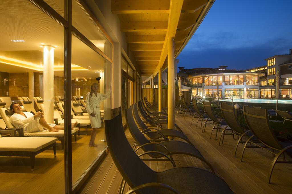 Hotel & Spa Larimar シュテガースバッハ エクステリア 写真